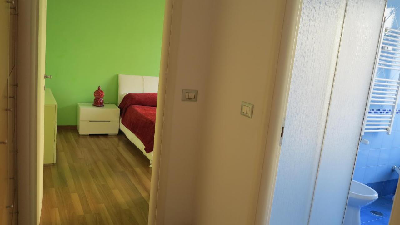 Apartamento Laura House Nápoles Exterior foto