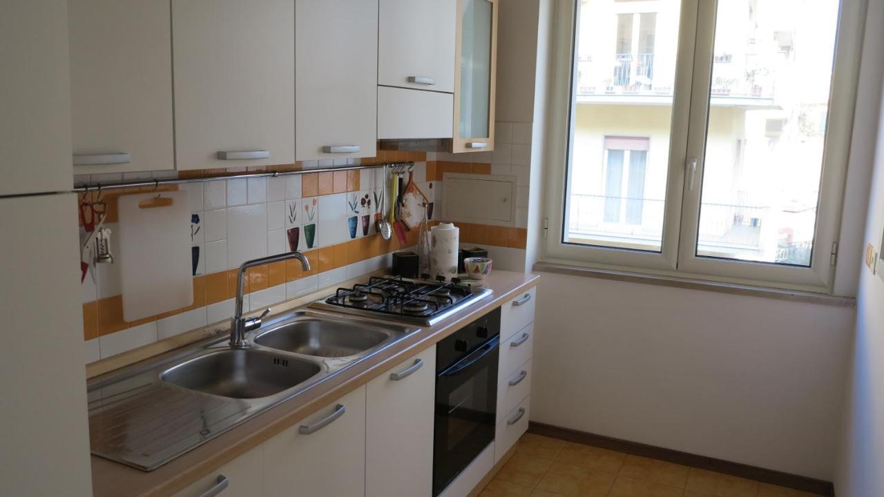 Apartamento Laura House Nápoles Exterior foto